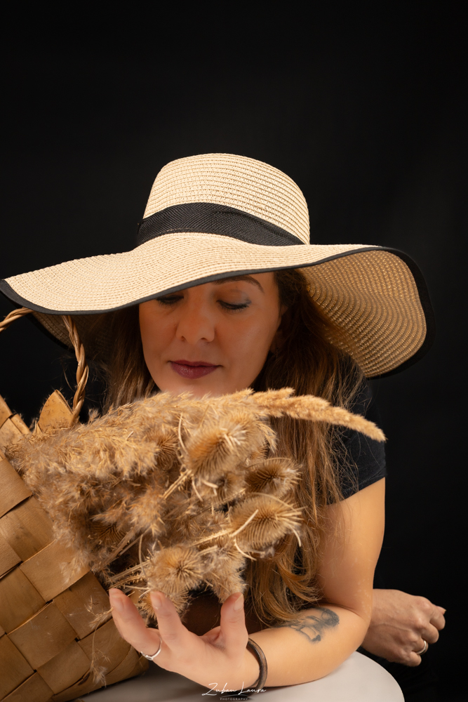 MAME CU ARIPI INVIZIBILE 1