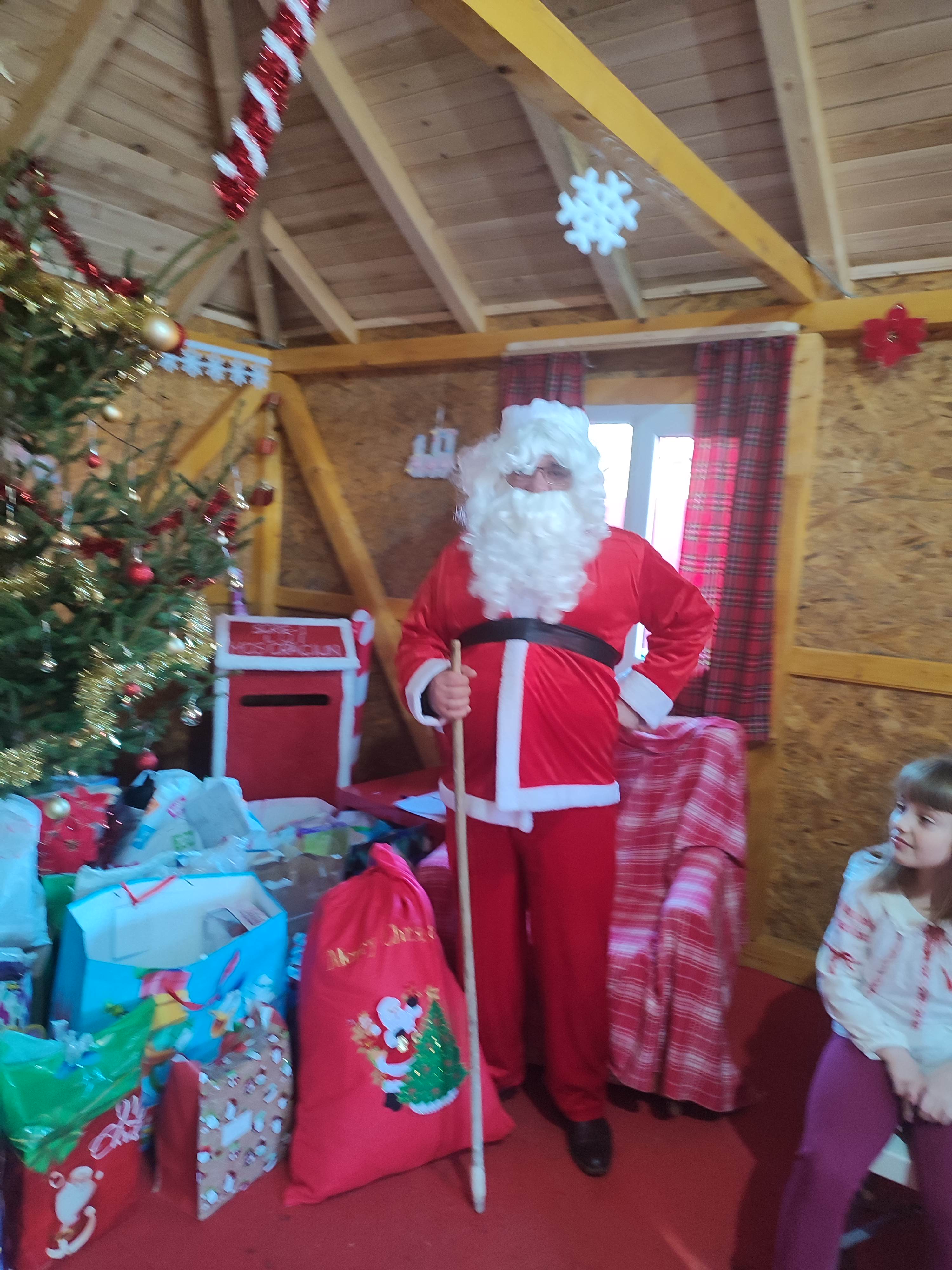 CRĂCIUN CU ZÂMBETE